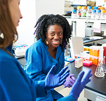 Photo of students in a lab. 