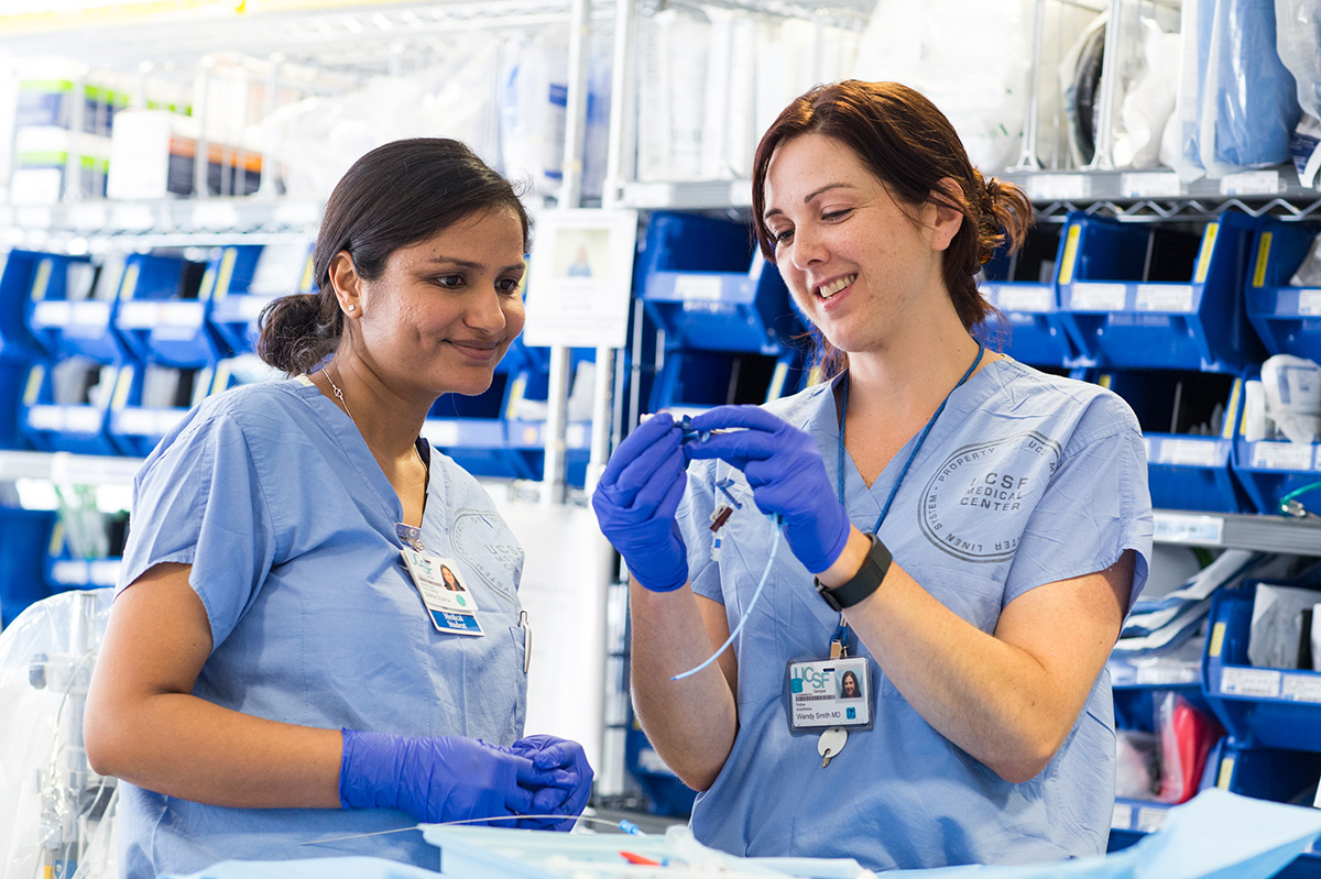 Two nurses in a lab